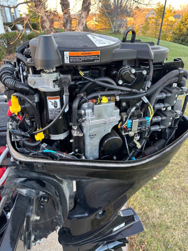 2021 Tracker BASS CLASSIC XL