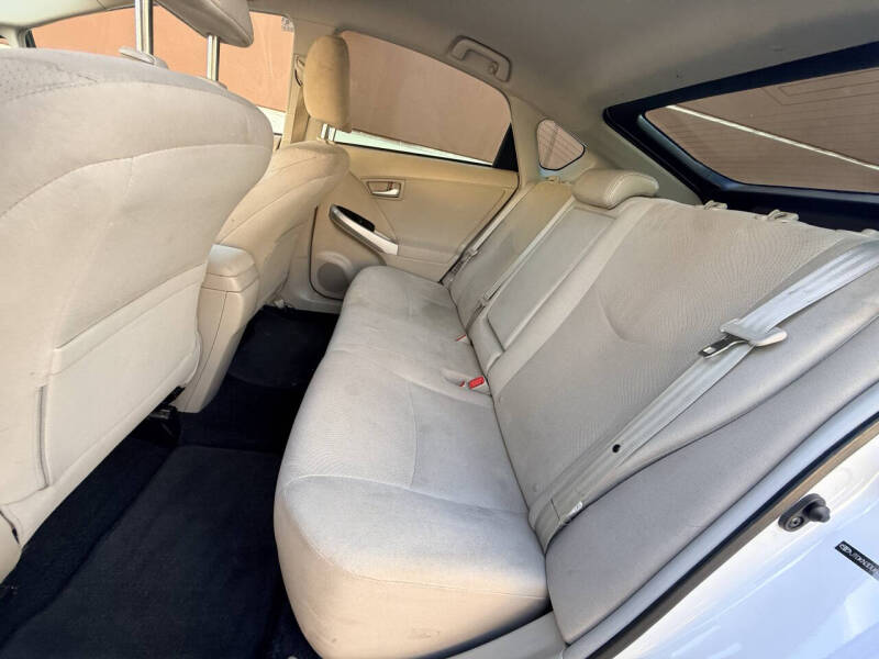 2012 Toyota Prius Two