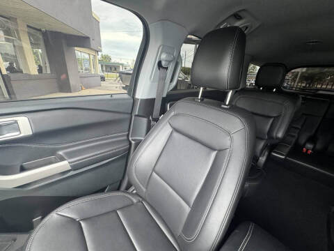 2024 Ford Explorer XLT