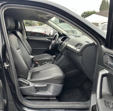 2022 Volkswagen Tiguan SE 4Motion