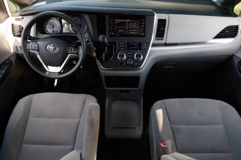 2019 Toyota Sienna L 7-Passenger
