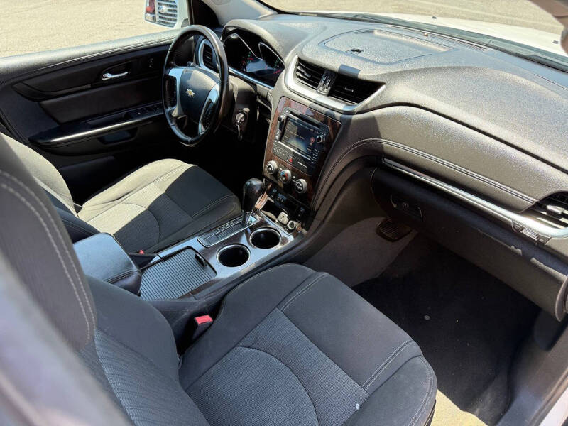 2016 Chevrolet Traverse LT