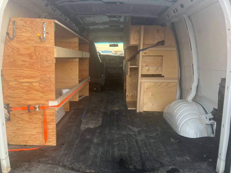 2019 GMC Savana 2500