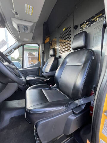 2020 Ford Transit 250