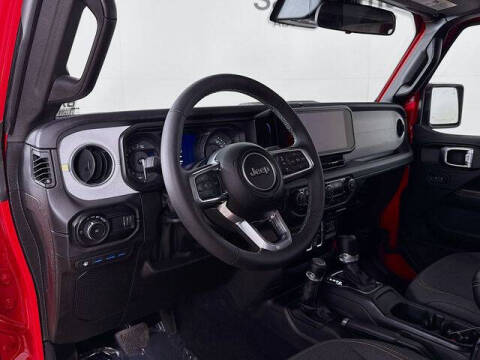 2025 Jeep Wrangler Sahara 4xe