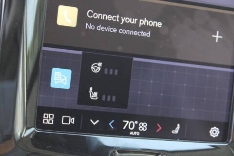 2025 Volvo XC60 T8 Plus Dark Theme