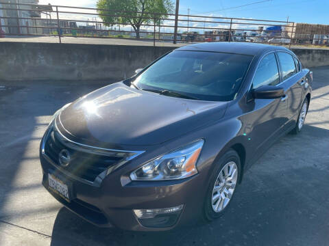 2013 Nissan Altima for sale at Lifetime Motors AUTO in Sacramento CA