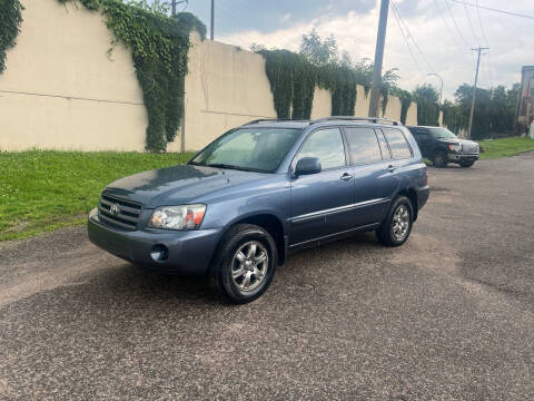 2004 Toyota Highlander for sale at Metro Motor Sales in Minneapolis MN