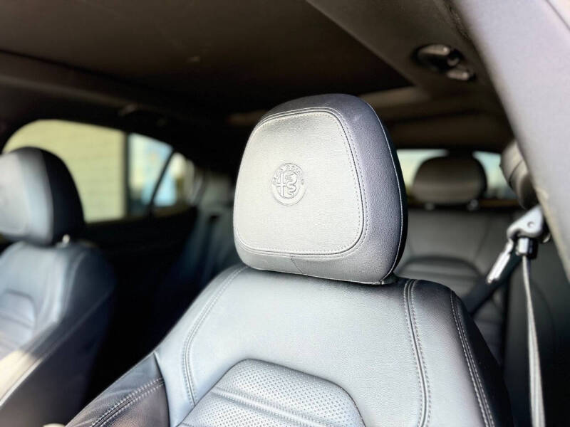 2018 Alfa Romeo Stelvio Ti Sport