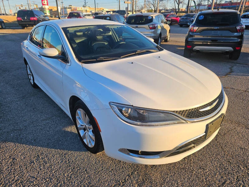 2015 Chrysler 200 C