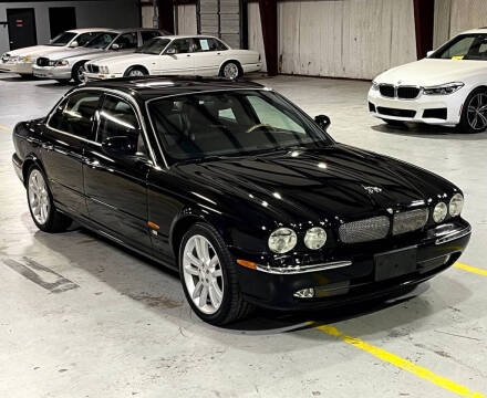 2004 Jaguar XJR