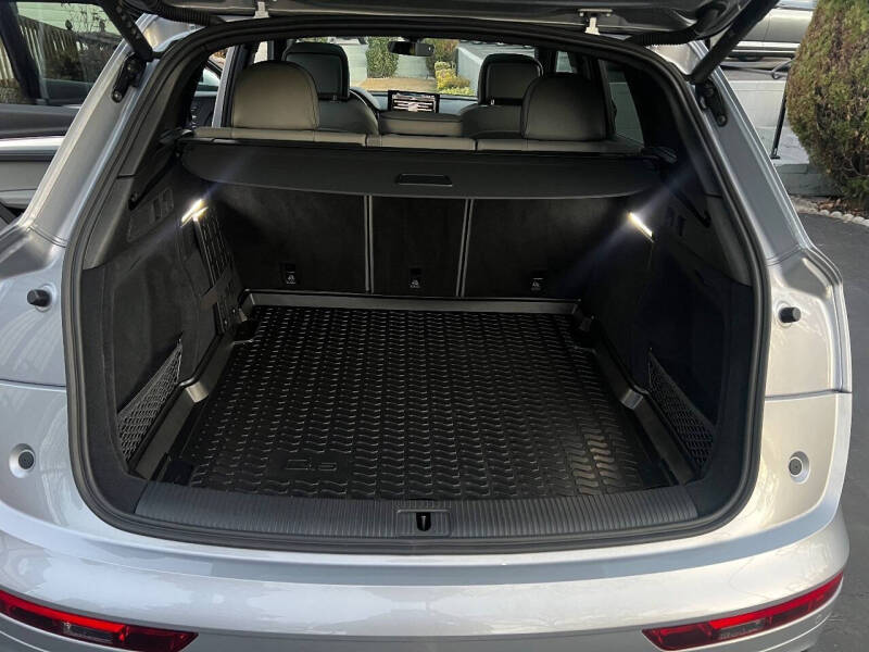 2025 Audi Q5 quattro S line Prem Plus 45 TFSI