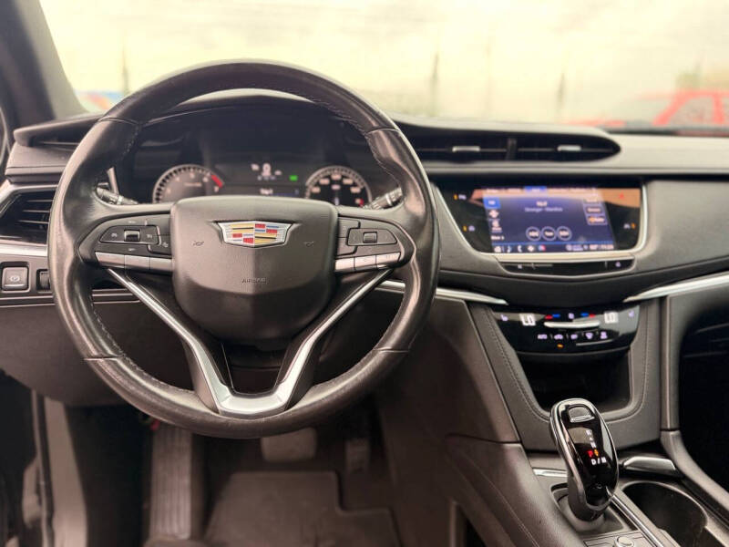 2022 Cadillac XT6 Luxury