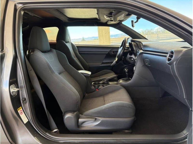 2012 Scion tC