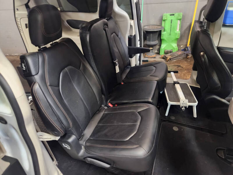 2018 Chrysler Pacifica Touring L