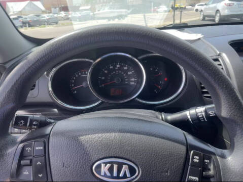 2011 Kia Sorento LX