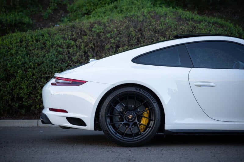 2019 Porsche 911 GTS photo 82