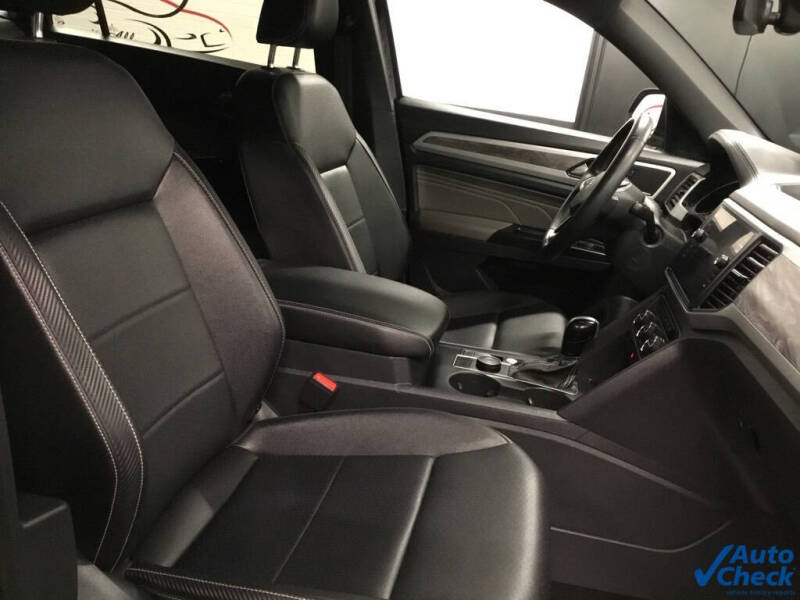 2021 Volkswagen Atlas Cross Sport SE 4Motion