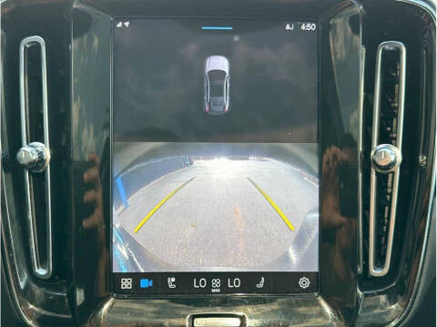 2022 Volvo C40 Recharge Pure Electric P8