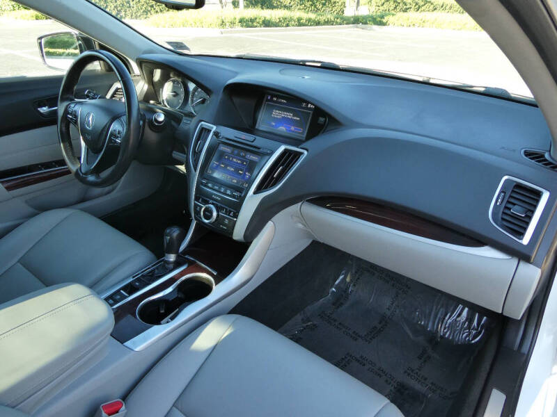 2017 Acura TLX