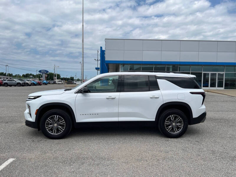 2025 Chevrolet Traverse LT