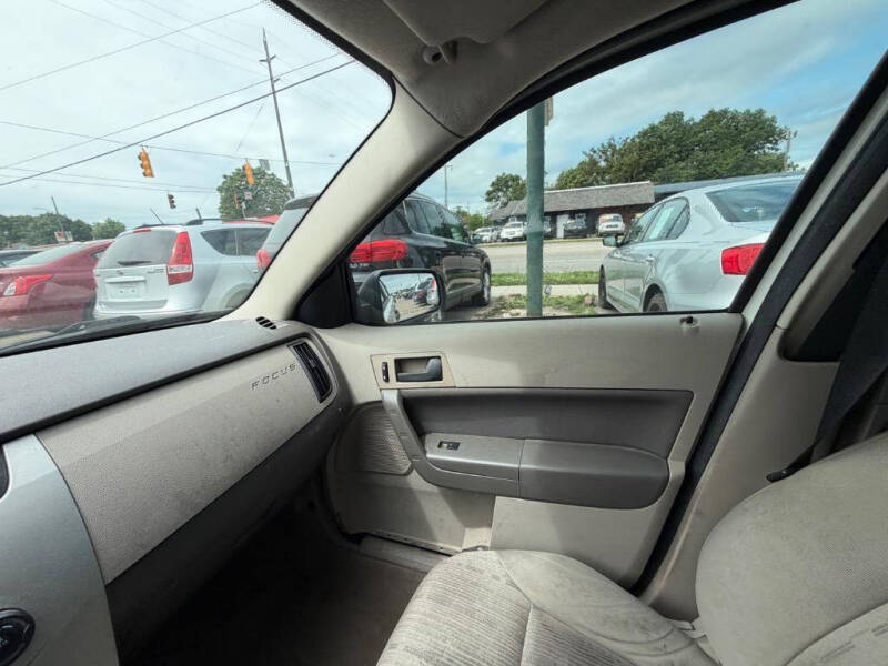 2010 Ford Focus SE