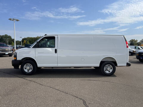 2025 Chevrolet Express 3500