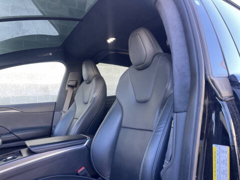 2023 Tesla Model X Plaid