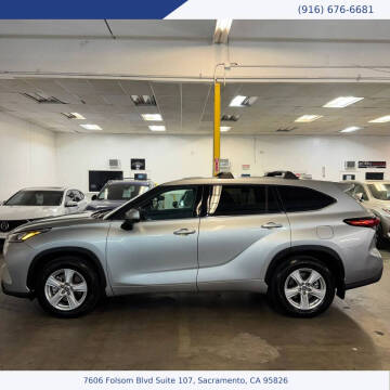 2020 Toyota Highlander L