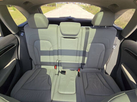 2012 Audi Q5 3.2 quattro Premium Plus