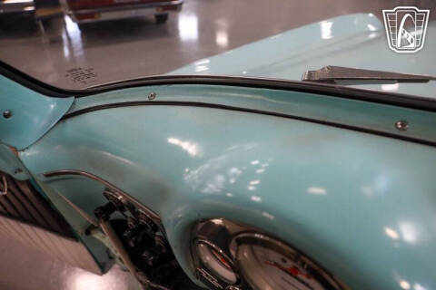 1953 Ford Crestline