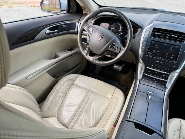 2014 Lincoln MKZ Hybrid