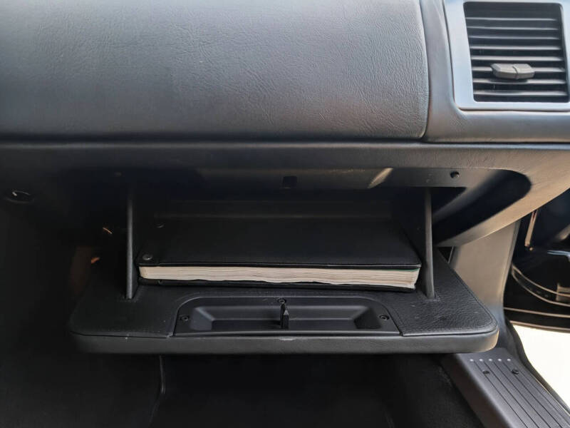 2005 Aston Martin DB9 Volante