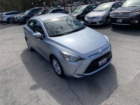 2017 Toyota Yaris iA