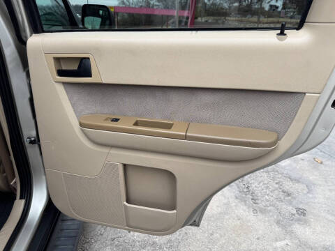 2011 Ford Escape XLT