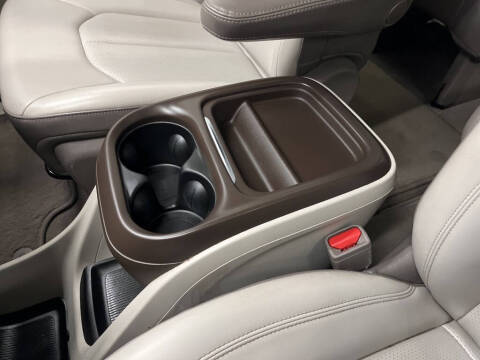 2020 Chrysler Voyager LXi