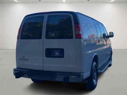 2024 Chevrolet Express 2500