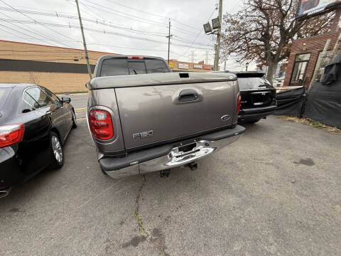 2002 Ford F-150 Lariat