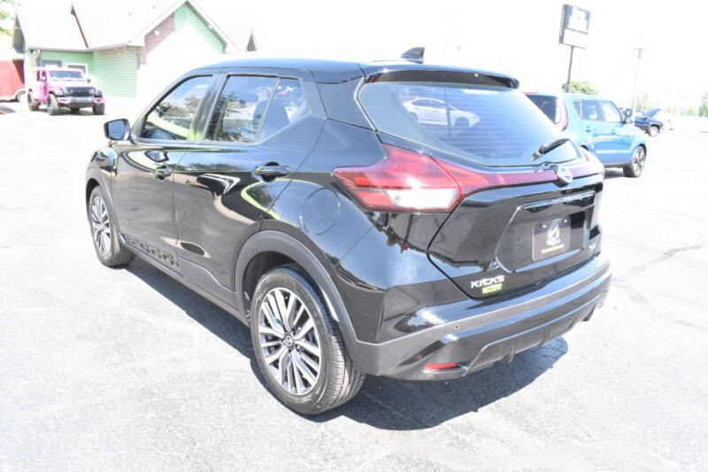 2021 Nissan Kicks SV