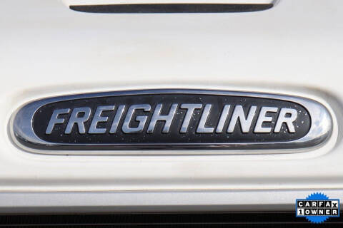 2019 Freightliner M2 106