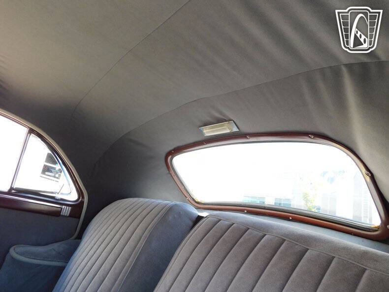 1948 Packard Standard 8
