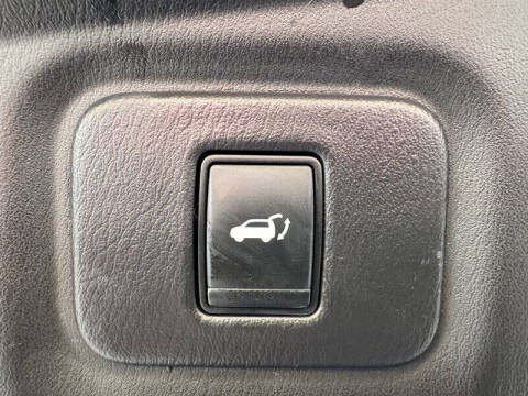 2014 Nissan Pathfinder SV