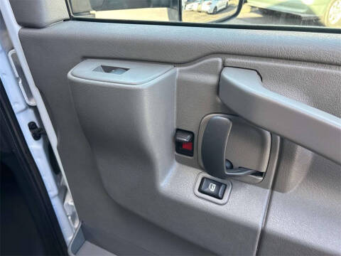 2023 Chevrolet Express 4500