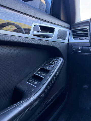 2016 Hyundai Genesis 3.8L