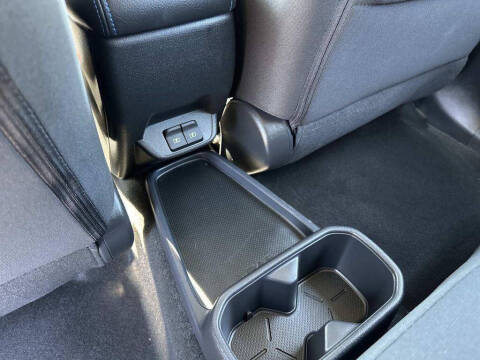 2023 Nissan LEAF S