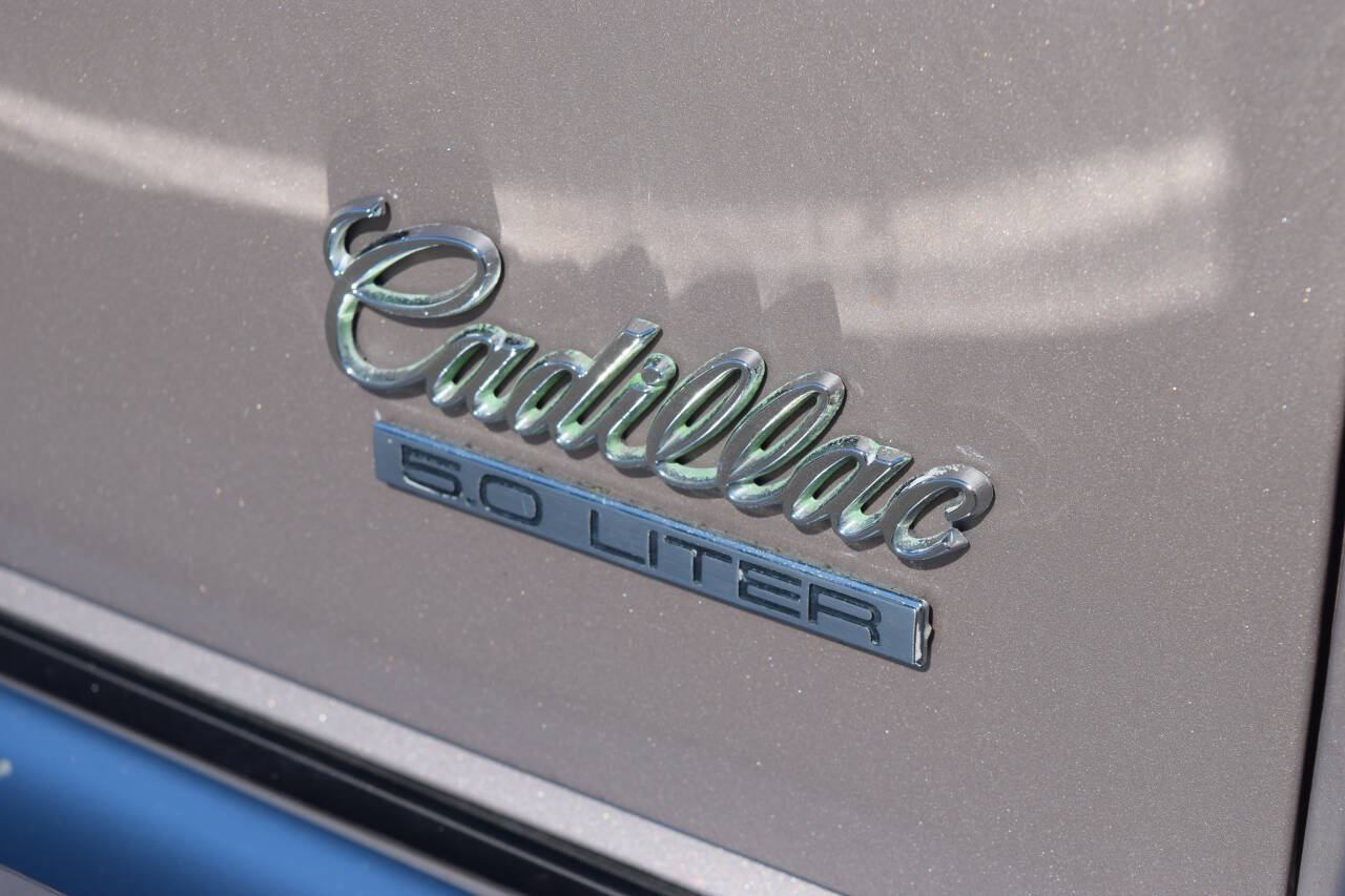 1991 Cadillac Brougham 51