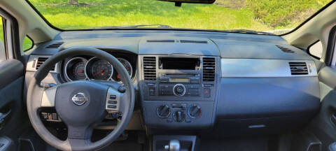 2011 Nissan Versa 1.8 S