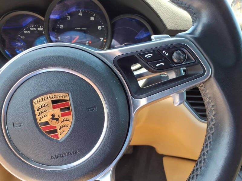 2018 Porsche Macan