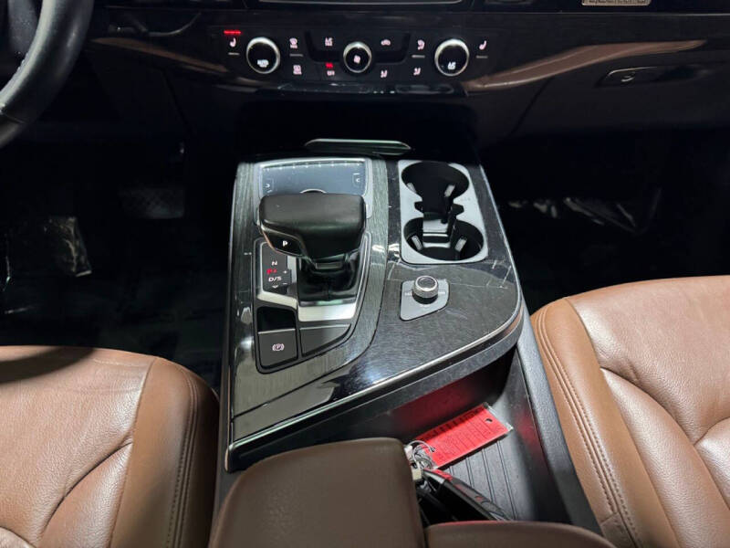 2017 Audi Q7 2.0T quattro Premium