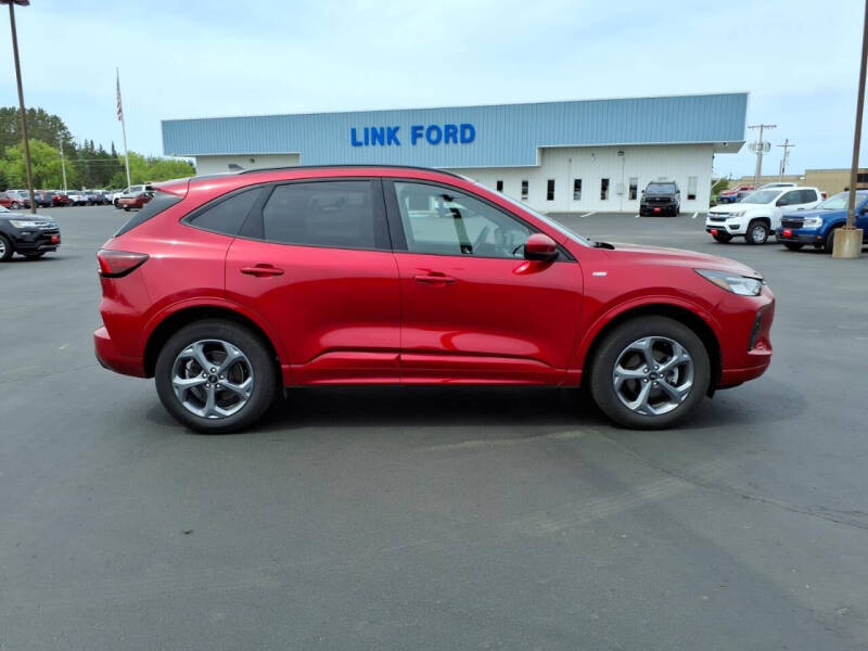 2024 Ford Escape ST-Line Select
